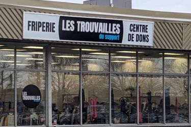 Photo de l'extérieur de la friperie de Longueuil